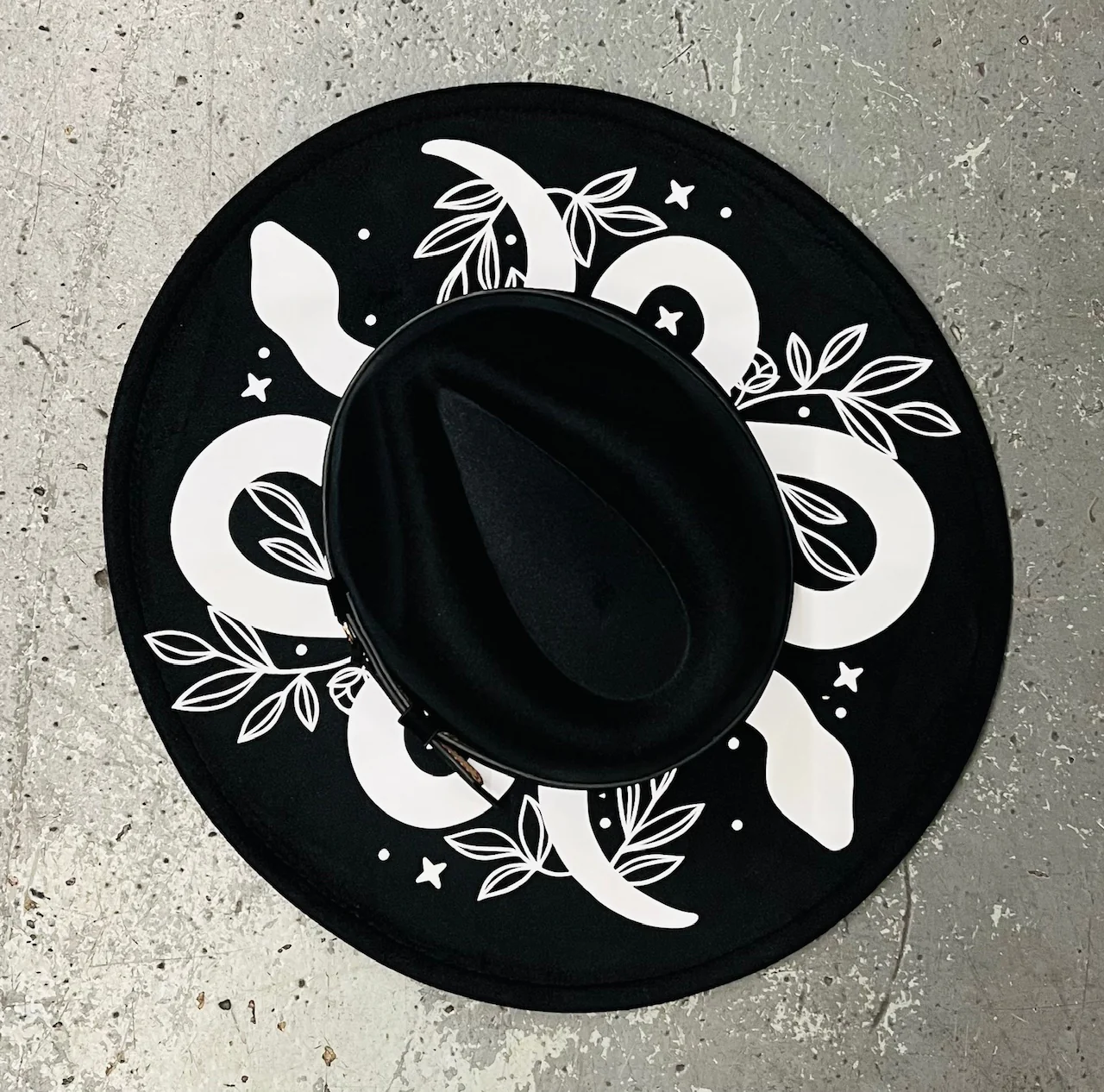Vegan Felt Wide Brim Hat - XL Brim - Snakes & Florals